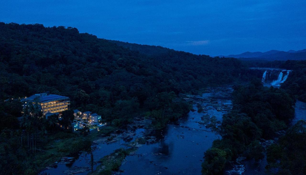 Niraamaya Retreats Samroha Athirappilly Eksteriør billede