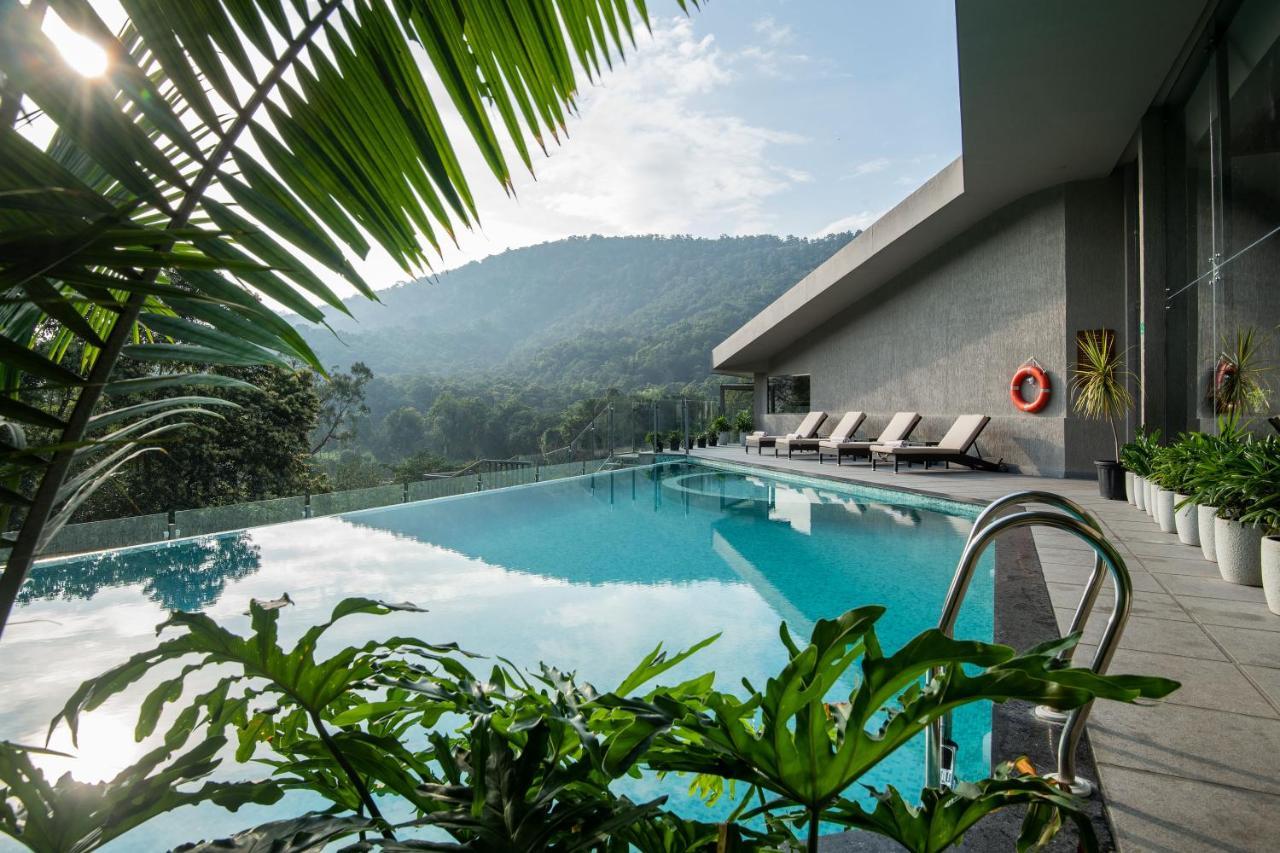 Niraamaya Retreats Samroha Athirappilly Eksteriør billede